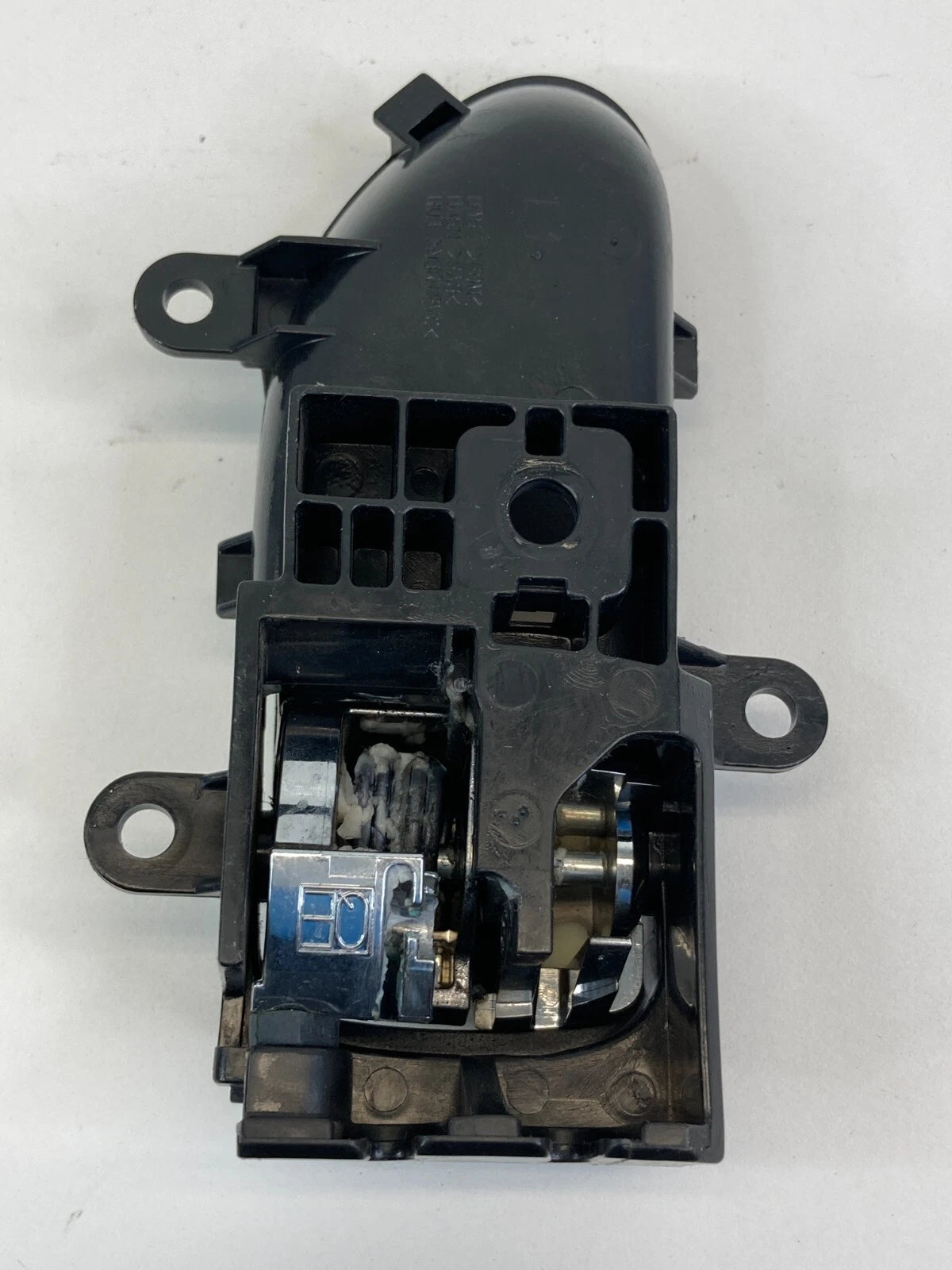 2008-2013 NISSAN ROGUE REAR LEFT DRIVER SIDE INSIDE DOOR HANDLE UNIT OEM FACTORY