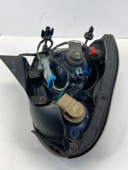 2000-2005 Chevrolet Monte Carlo Right Passenger Tail Light Taillight OEM