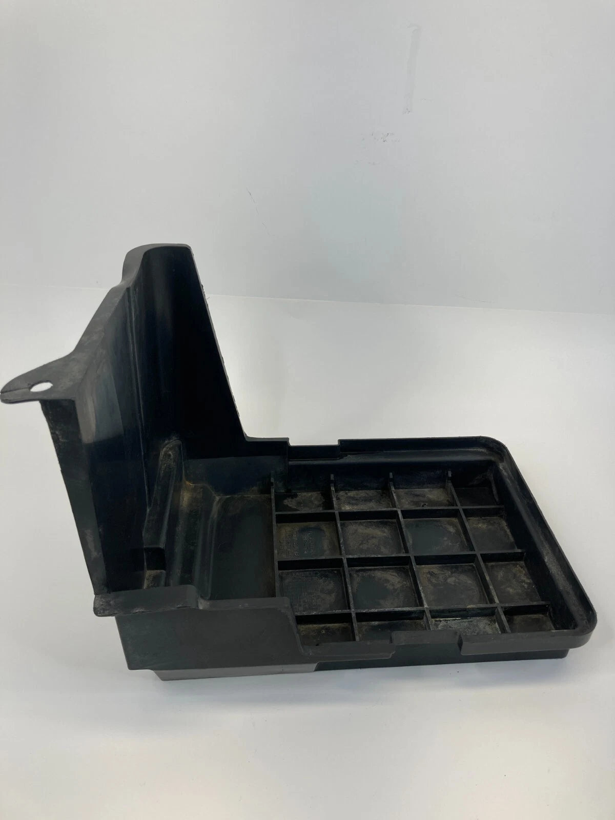 2010-2015 HONDA ACCORD CROSSTOUR LOWER BATTERY HOLDER HOLD DOWN TRAY PLASTIC OEM