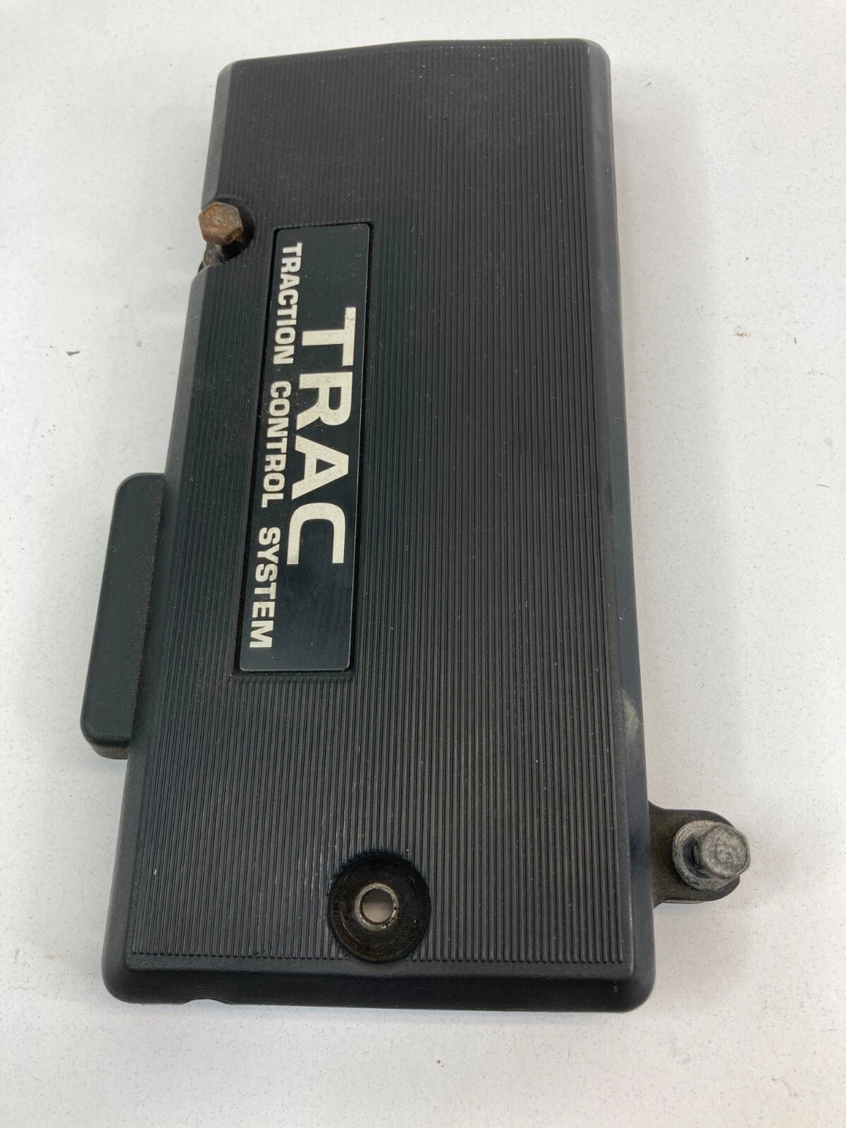 1990-1994 LEXUS LS400 4.0L A/T ENGINE TRACTION CONTROL COVER TRIM 22207-50020