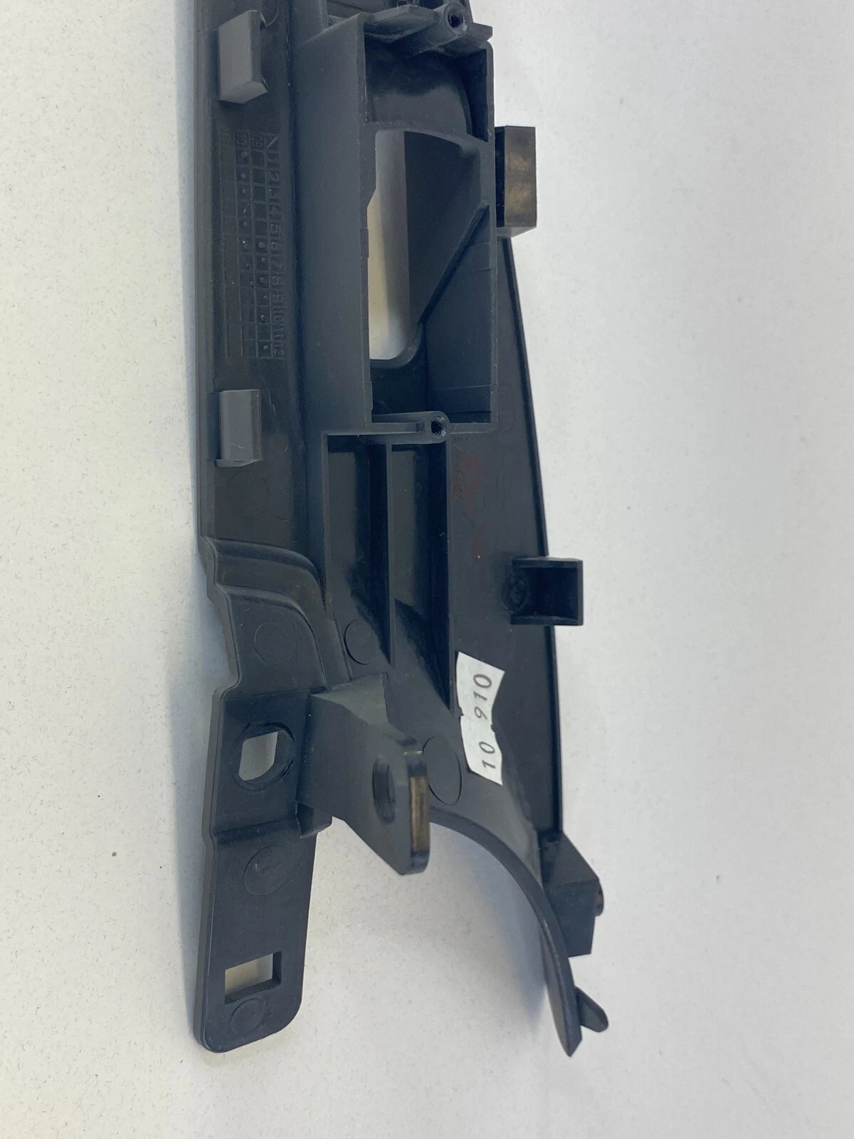 11-14 HYUNDAI SONATA REAR LEFT SIDE WINDOW SWITCH COVER TRIM BEZEL 93581-3S000