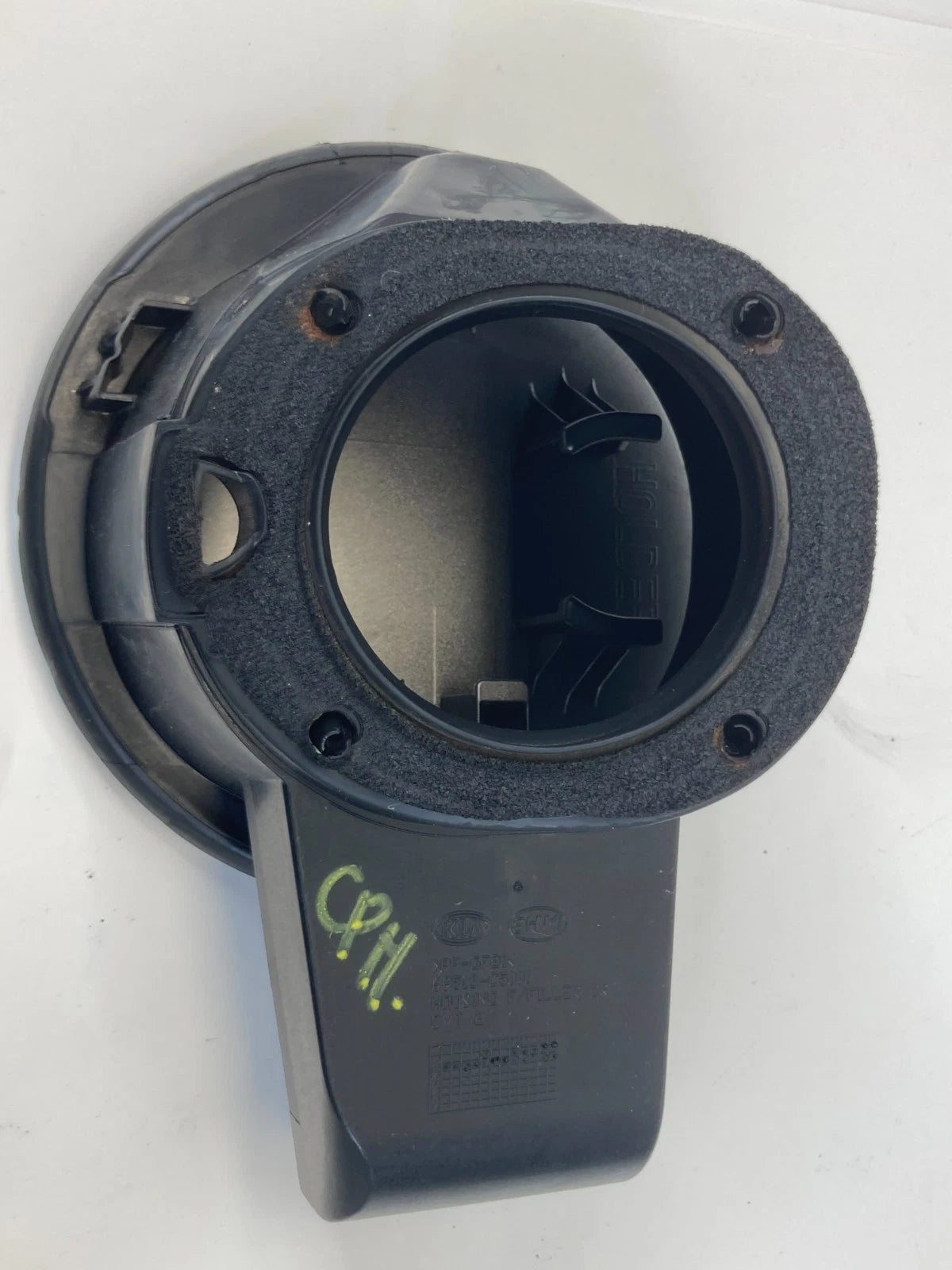 2016 2017 2018 KIA SORENTO GAS TANK FUEL FILLER LID DOOR 69510-C6000 OEM