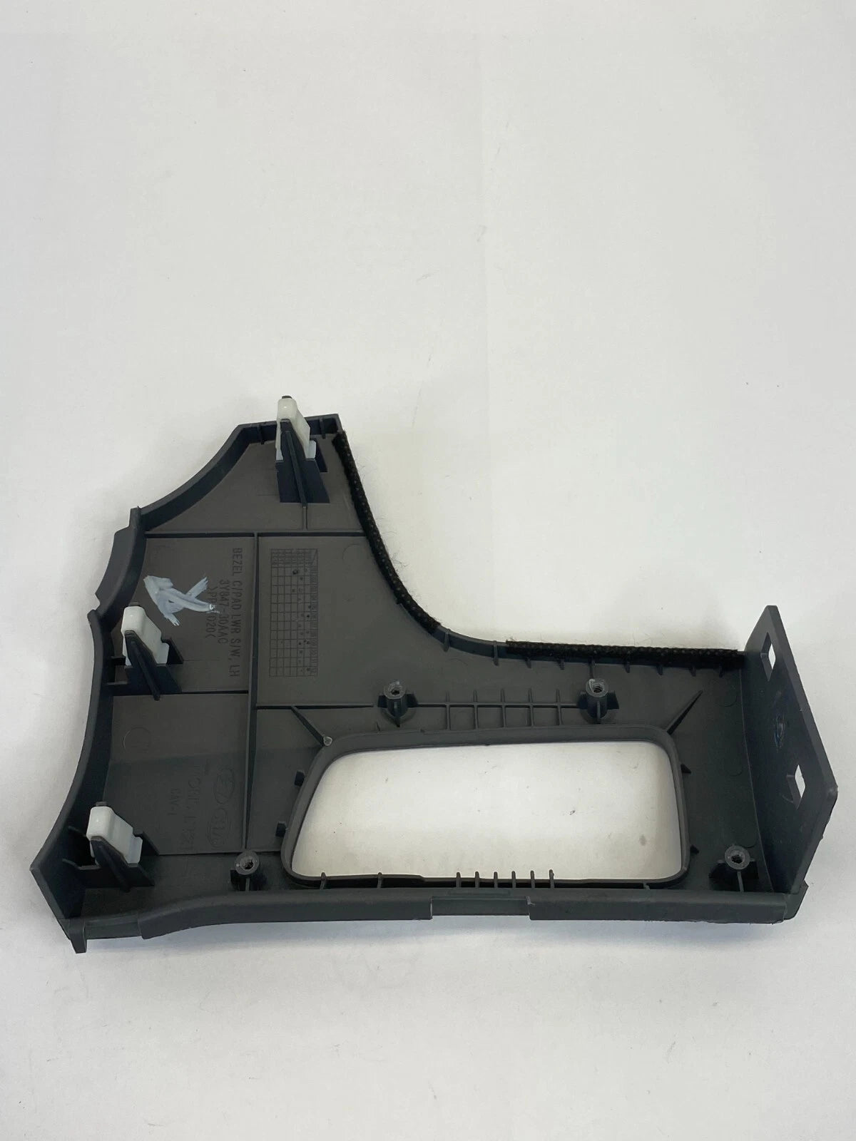 2014-2016 HYUNDAI ELANTRA DASH DRIVER SIDE RIGHT HAND PANEL KNEE PAD 3Y847-30AA0