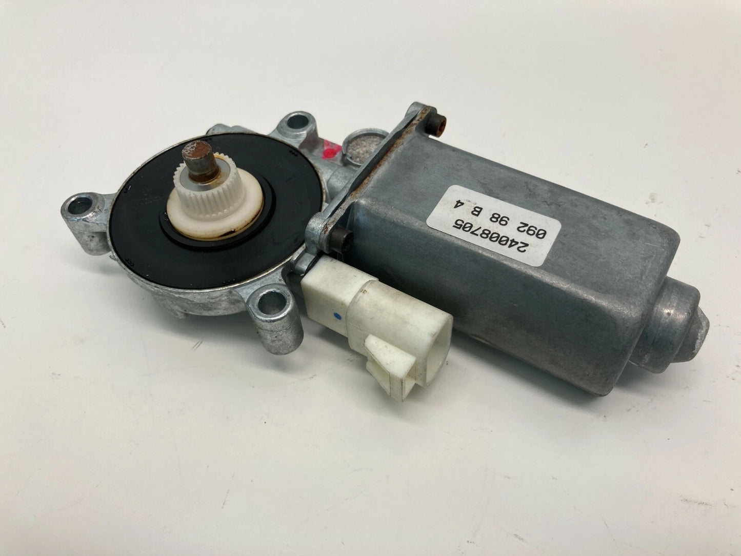 99-04 OLDSMOBILE ALERO 99-05 GRAND AM REAR RIGHT BACK SIDE POWER WINDOW MOTOR