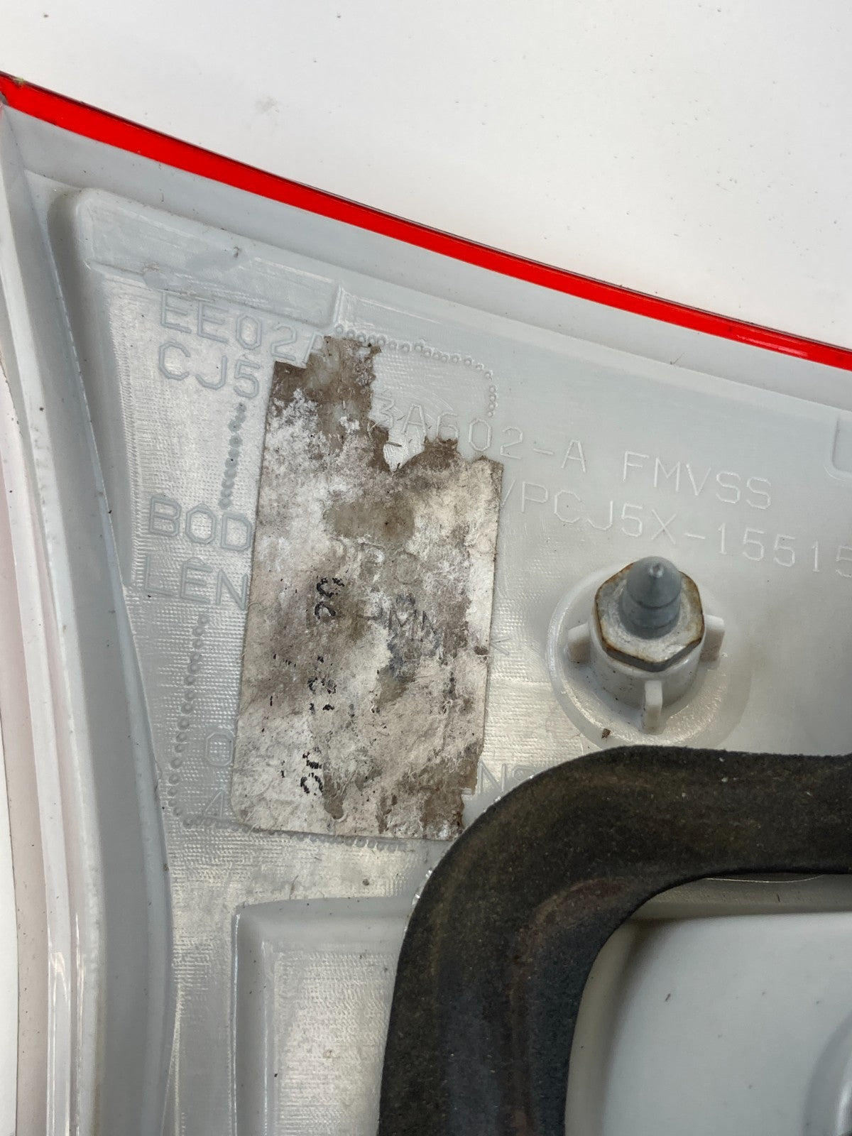 2013 2014 2015 2016 Ford Escape Right Side Inner Trunk Tail Light Taillight OEM