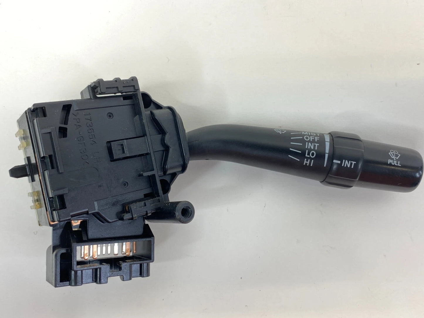 2002-2006 TOYOTA CAMRY WINDSHIELD WIPER CONTROL SWITCH ASSEMBLY 84652-21030 OEM