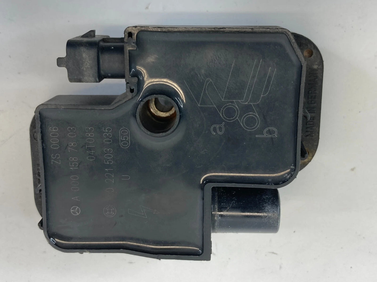 1998-2005 MERCEDES-BENZ E 320 3.2L V6 A/T ENGINE IGNITION COIL A0001587803 OEM