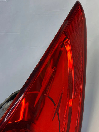2012 2013 2014 HYUNDAI ACCENT SEDAN RIGHT PASSENGER SIDE TAIL LIGHT TAILLIGHT
