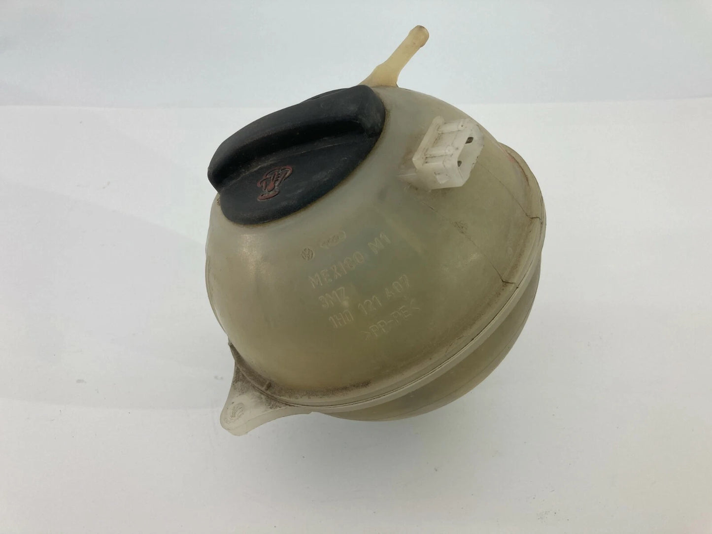 90-99 VOLKSWAGEN JETTA ENGINE RADIATOR COOLANT OVERFLOW RESERVOIR TANK BOTTLE