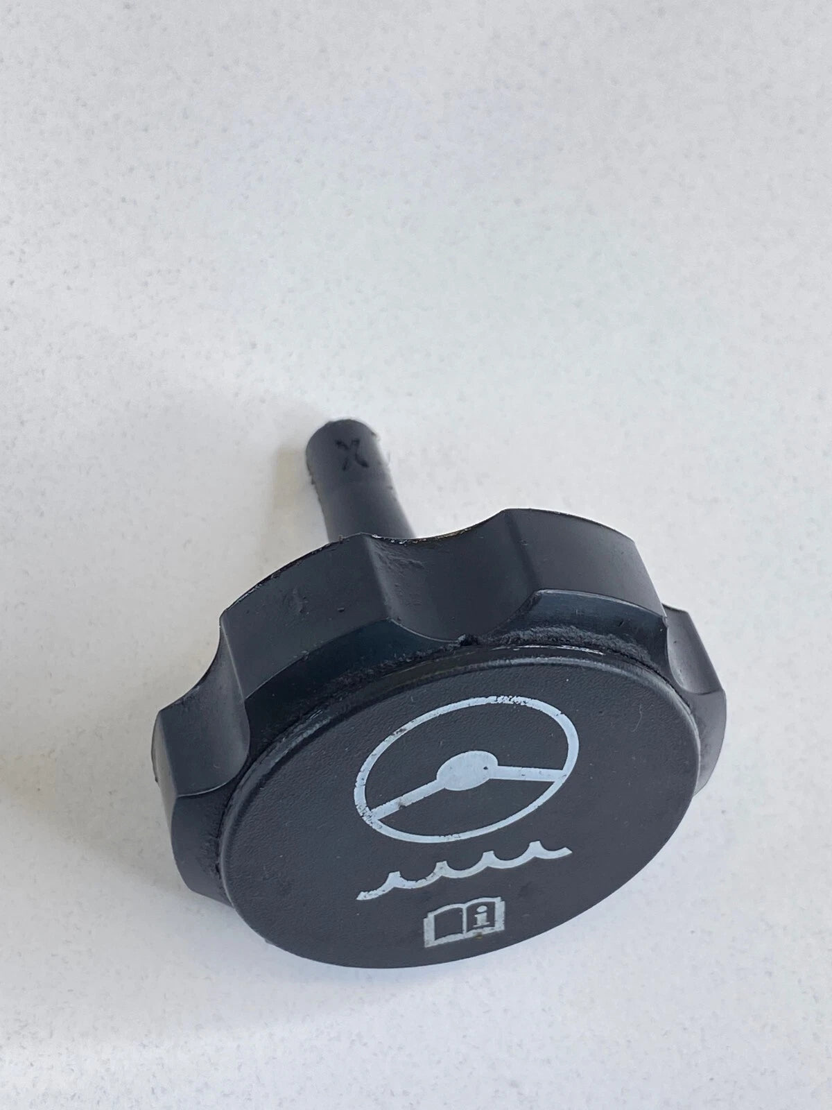 2000-2005 CHEVROLET IMPALA 3.4L POWER STEERING PUMP RESERVOIR COVER CAP LID OEM
