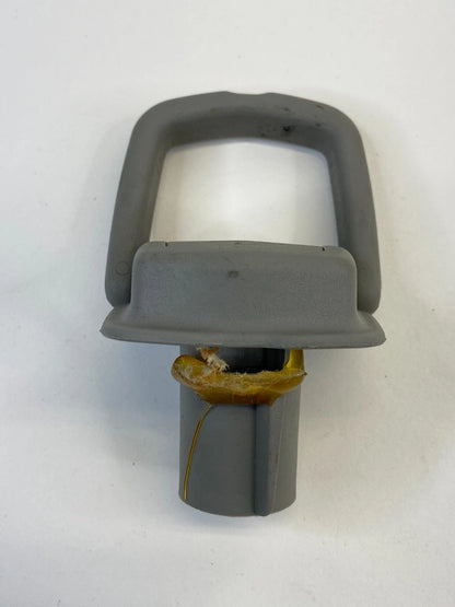 2004 2005 2006 CADILLAC SRX BASE REAR TRUNK HANGER HOOK 10772 11099 OEM