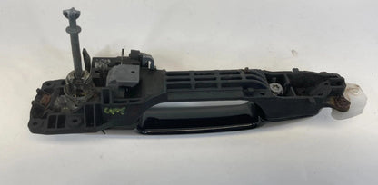 2004-2009 TOYOTA PRIUS FRONT LEFT EXTERIOR DOOR HANDLE WITH KEY CYLINDER OEM