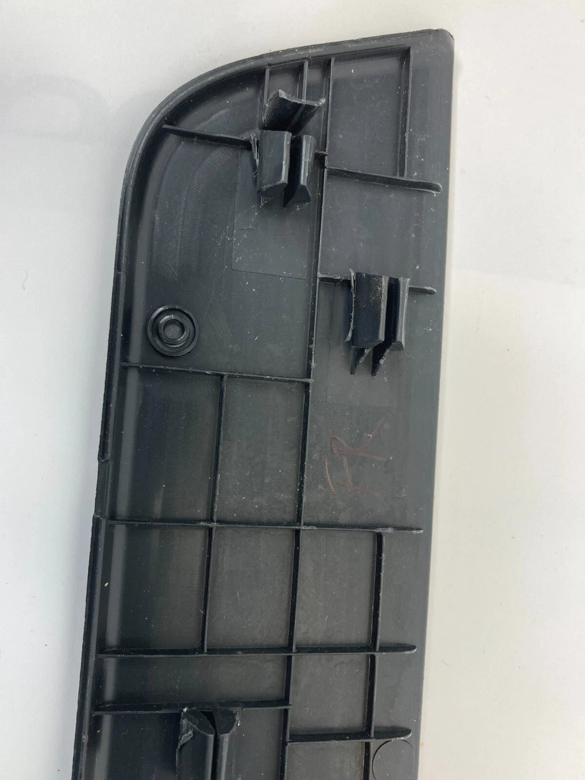 11-15 HYUNDAI ELANTRA FRONT RIGHT PASS DOOR SCUFF PLATE TRIM 85882-3Y000 US BUIL
