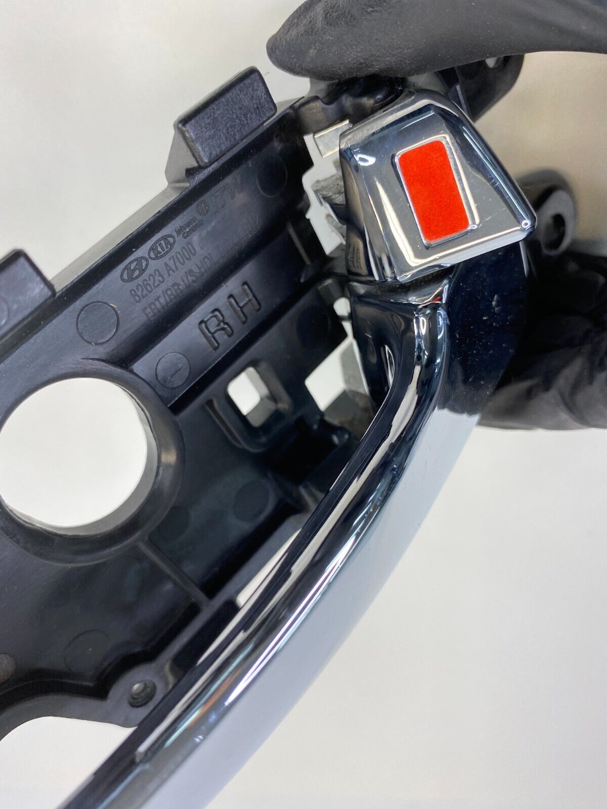 14-18 Kia Forte Forte5 SEDAN Front Right Interior Door Handle 82623-A7000 OEM