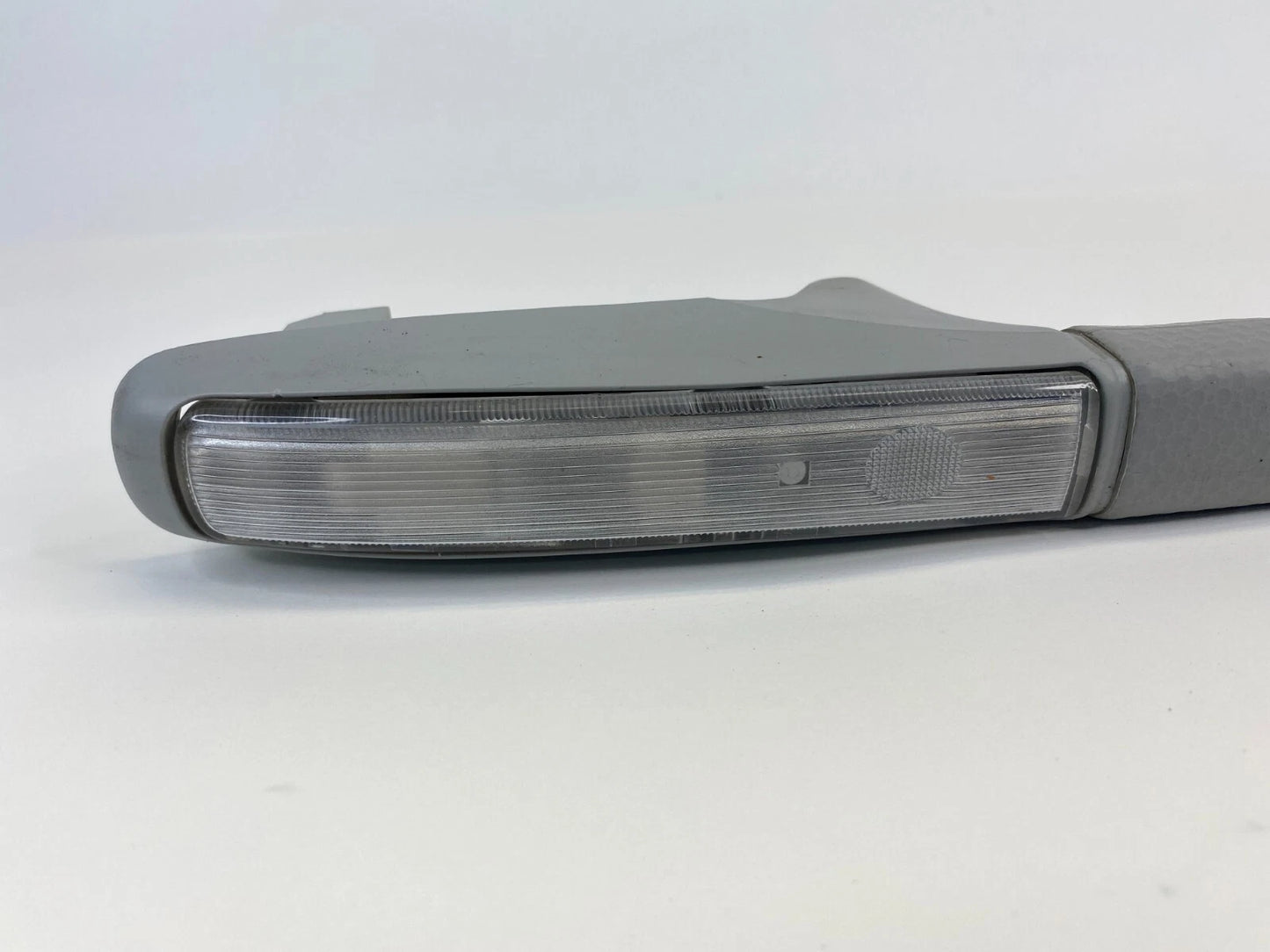 2003-2005 HONDA PILOT REAR LEFT THIRD ROW GRAB GRAP HANDLE ASSIST STRAP W/ LIGHT
