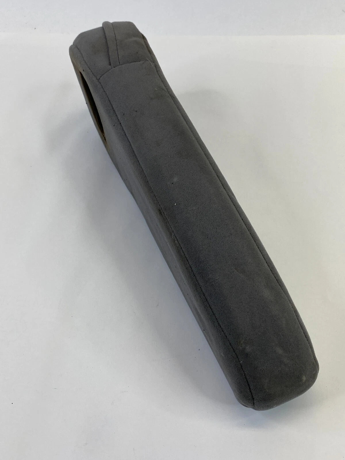 2004-2006 MAZDA MPV FRONT LEFT DRIVER SEAT ARMREST ARM REST LEFT SIDE CLOTH GREY
