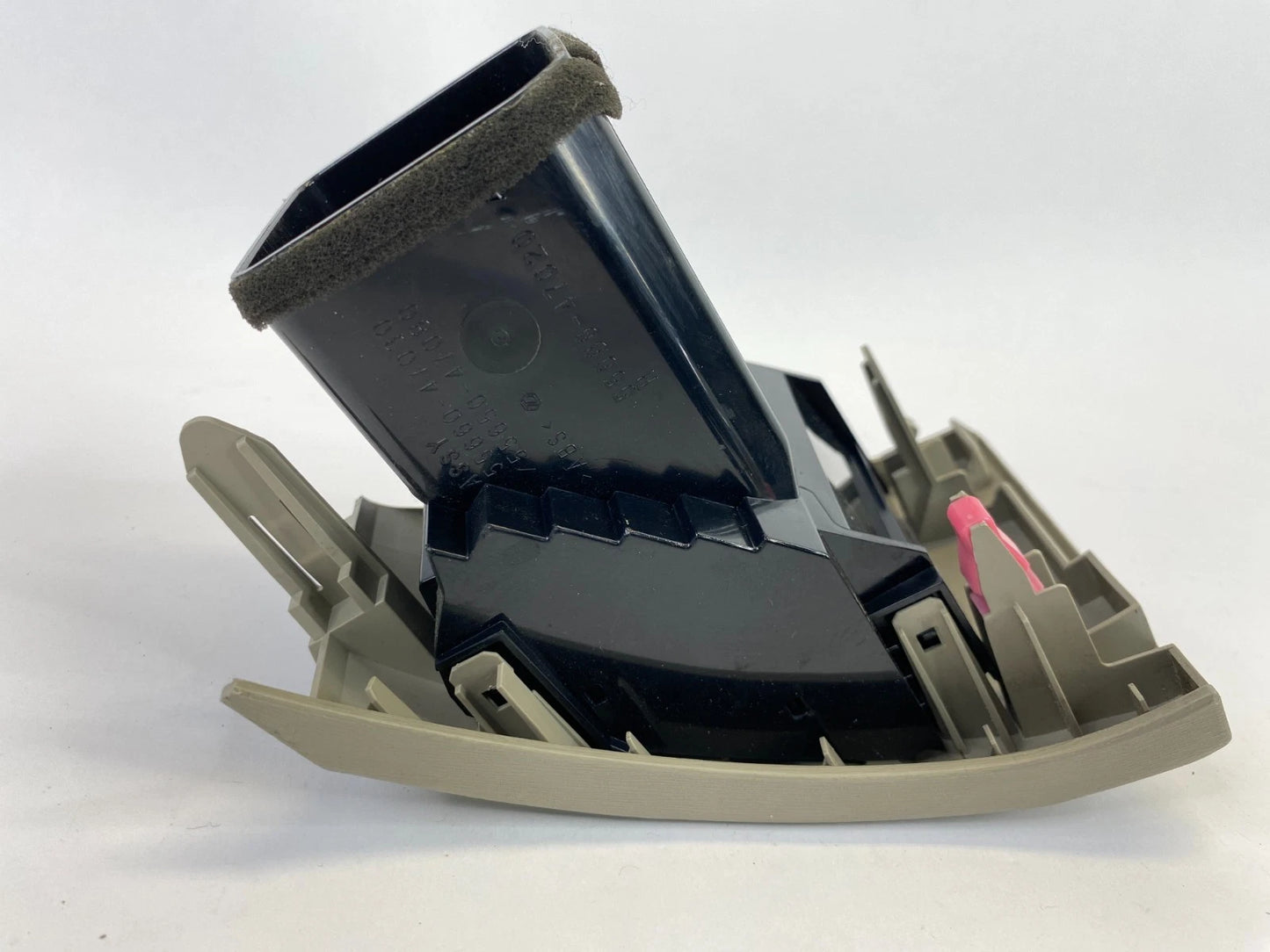 2010-2015 TOYOTA PRIUS FRONT RIGHT PASSENGER SIDE DASH AIR VENT 55660-47030 OEM
