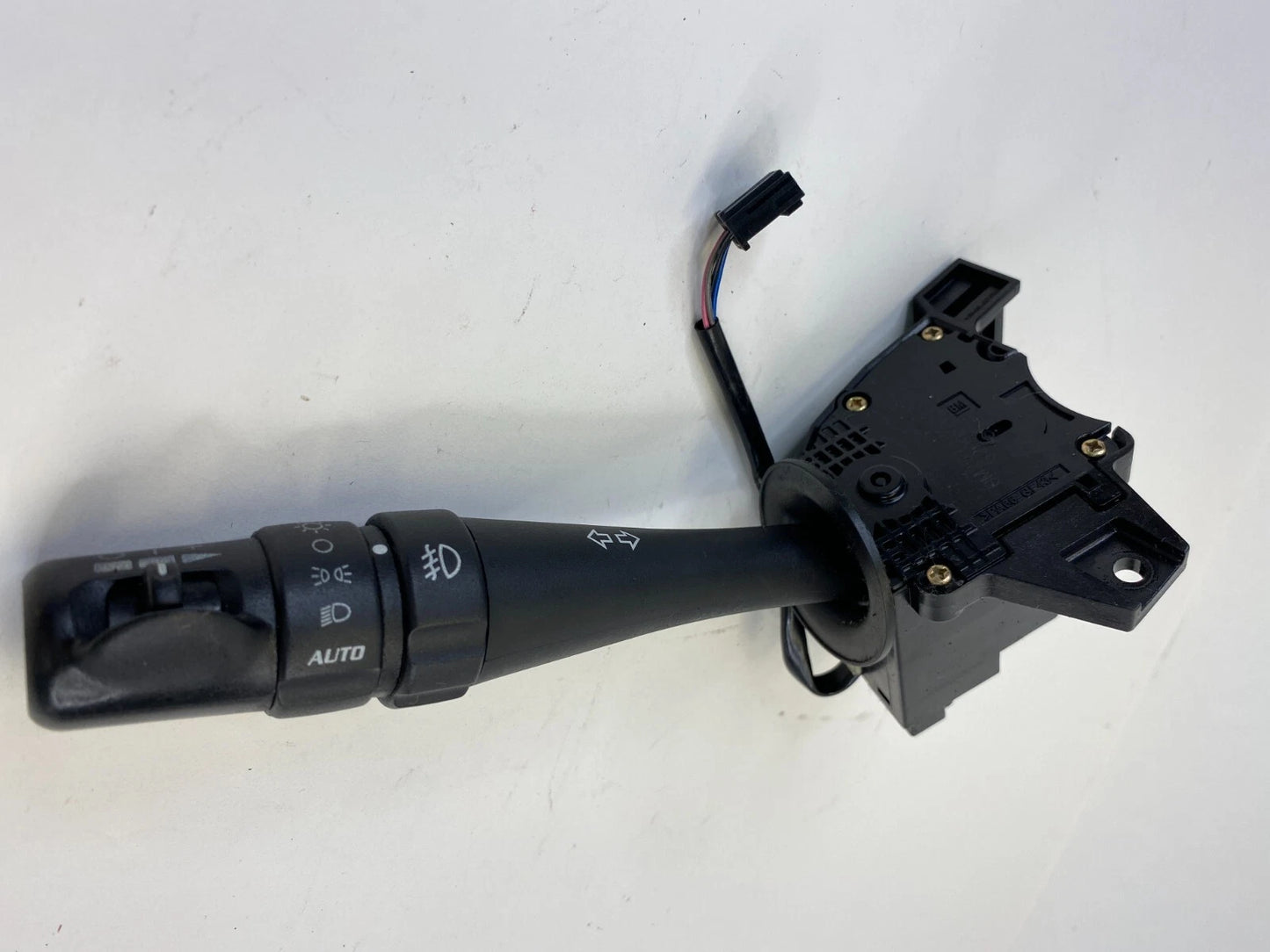 2004-2006 CADILLAC SRX TURN SIGNAL HEADLIGHT CONTROL SWITCH LEVER 25743472 OEM