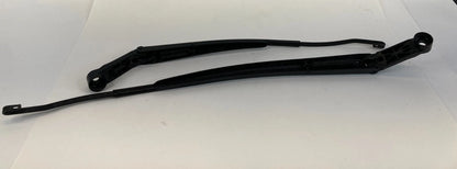 2007-2011 TOYOTA YARIS HATCHBACK FRONT WINDSHIELD WIPER ARM PAIR SET OEM