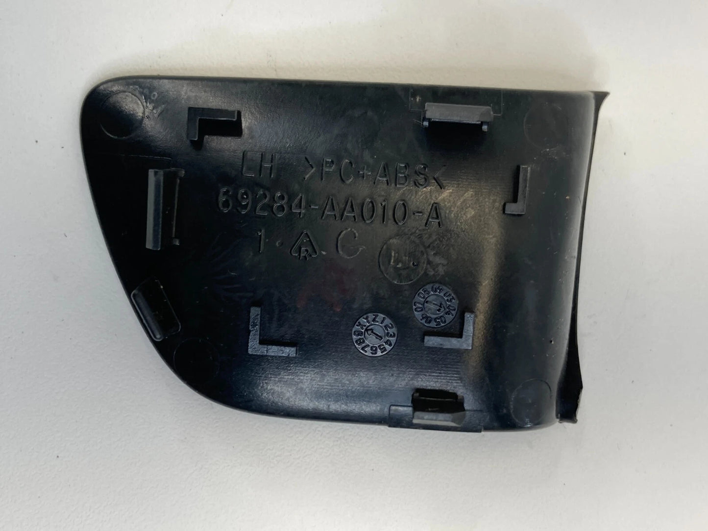 2004-2006 LEXUS RX330 REAR LEFT INNER DOOR PLUG SCREW COVER TRIM 69284-AA010-A