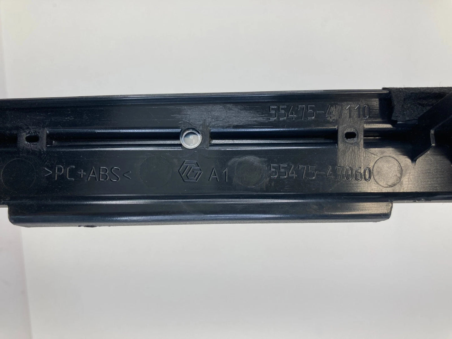 2010-2015 TOYOTA PRIUS DASH PANEL GARNISH FINISH TRIM BEZEL 55475-47110 OEM