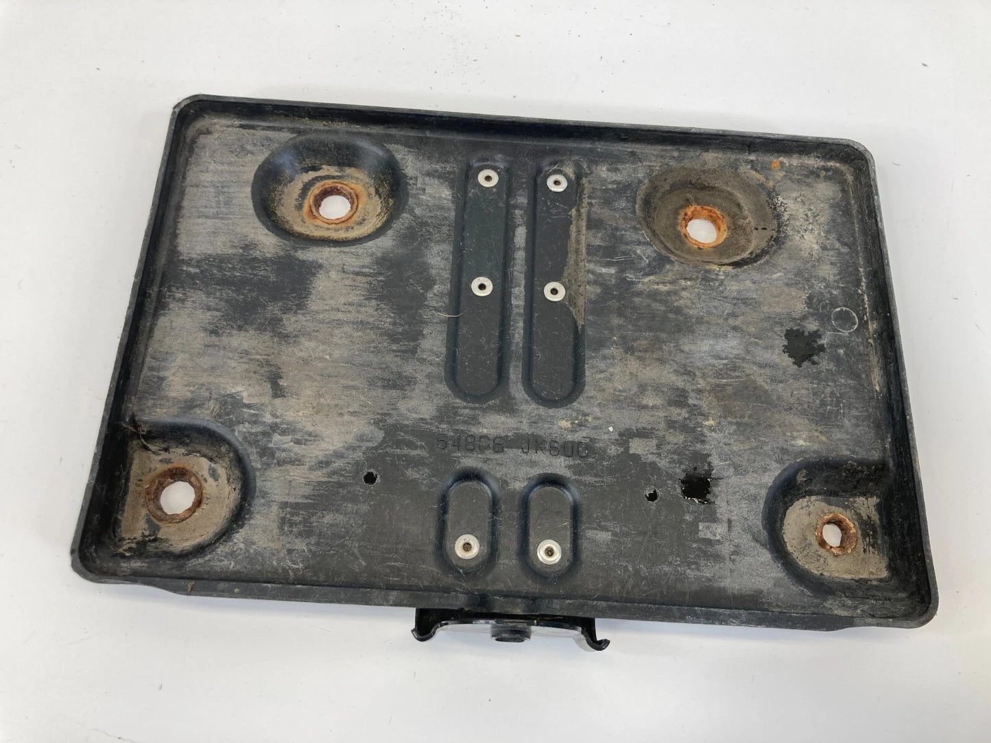 2007 2008 INFINITI G35 LOWER BATTERY HOLDER HOLD DOWN TRAY ASSEMBLY OEM