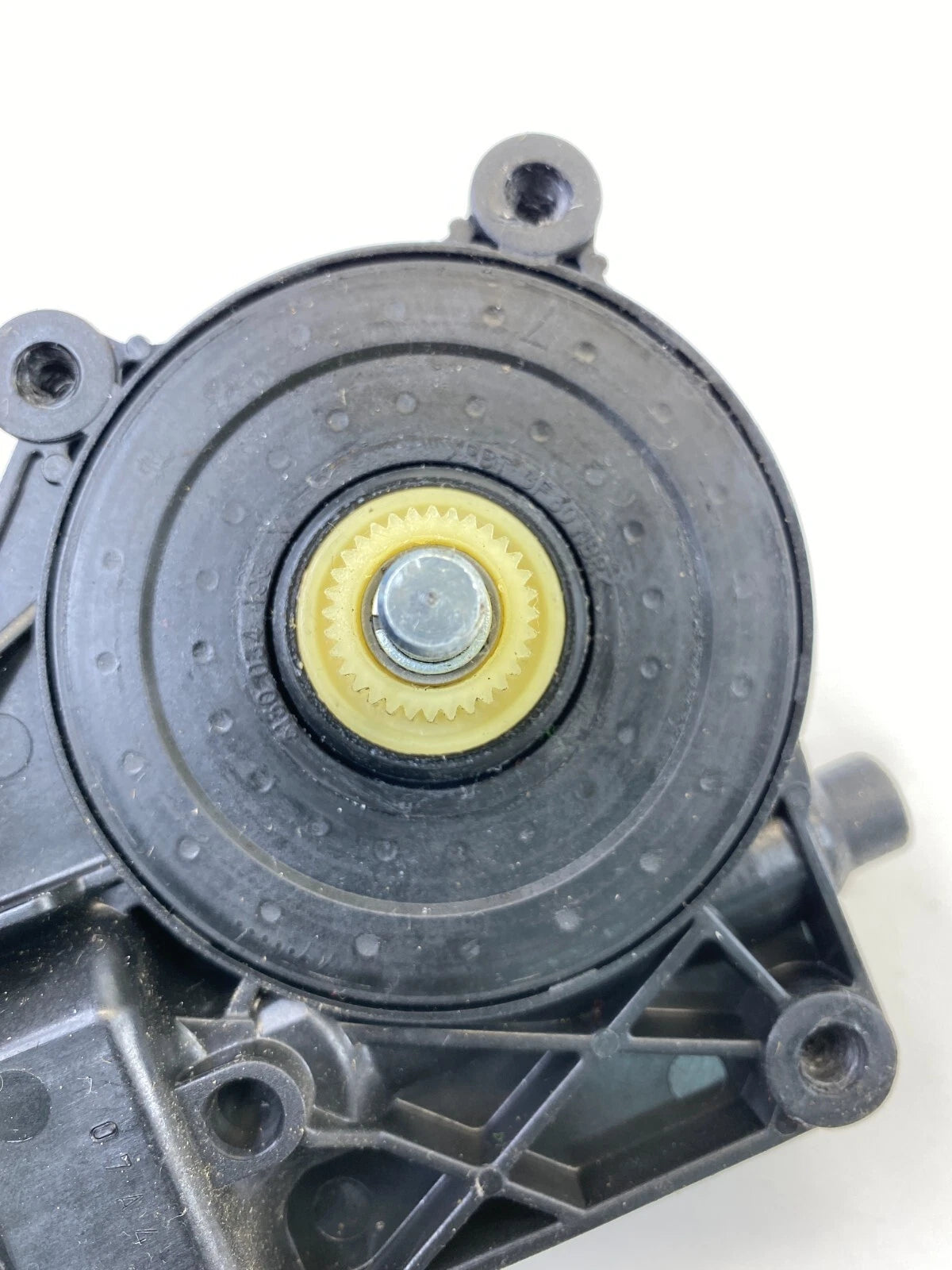 2009-2011 CHEVROLET EQUINOX REAR LEFT DOOR POWER WINDOW MOTOR 98820-J3010 OEM