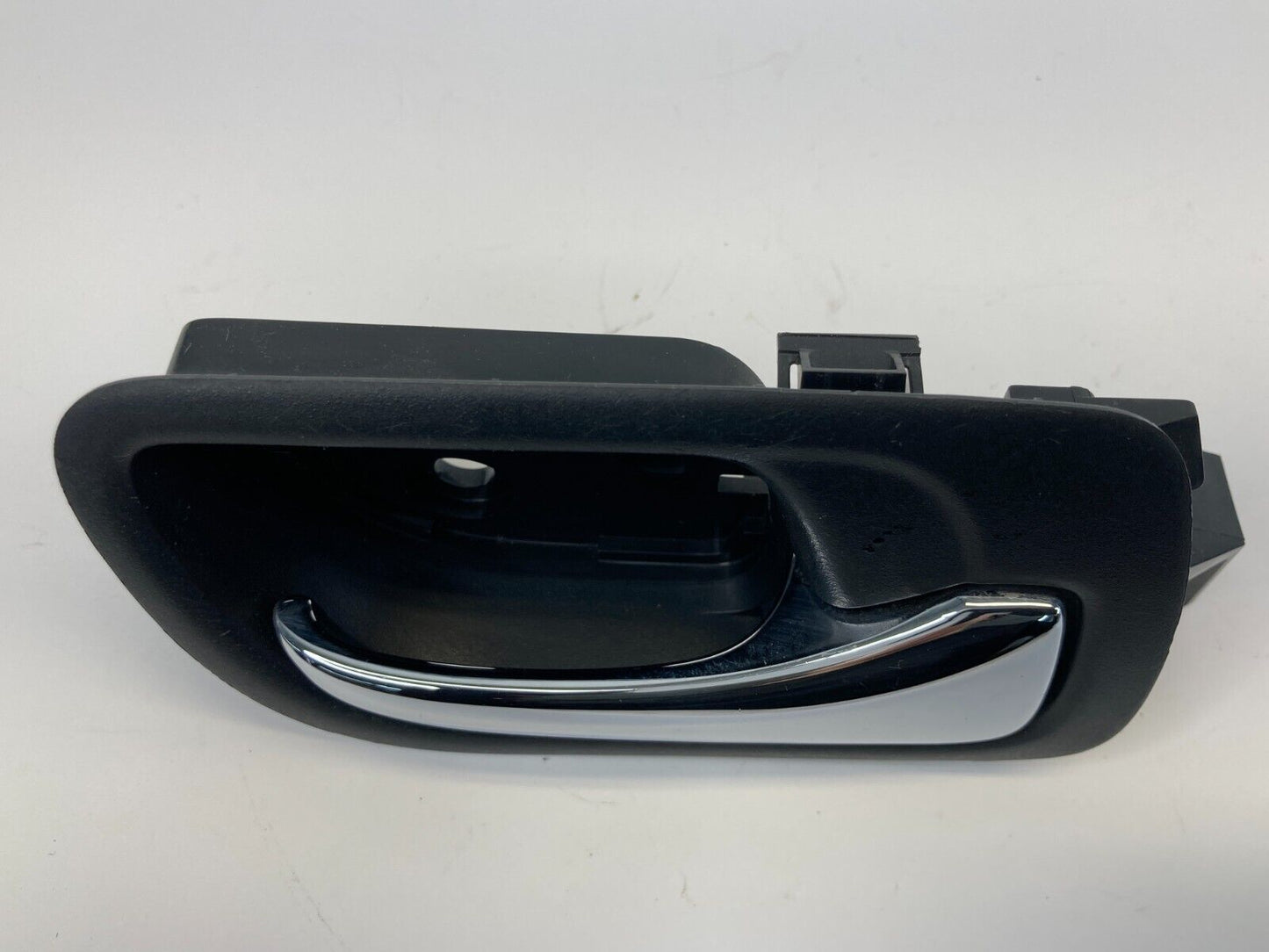 2003-2007 Honda Accord Front Right Passenger Side Inner Door Handle K20-25311