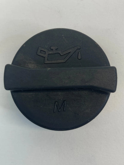2004-2012 MAZDA 3 MAZDA3 2.0L ENGINE OIL FILLER RESERVOIR CAP COVER LID OEM