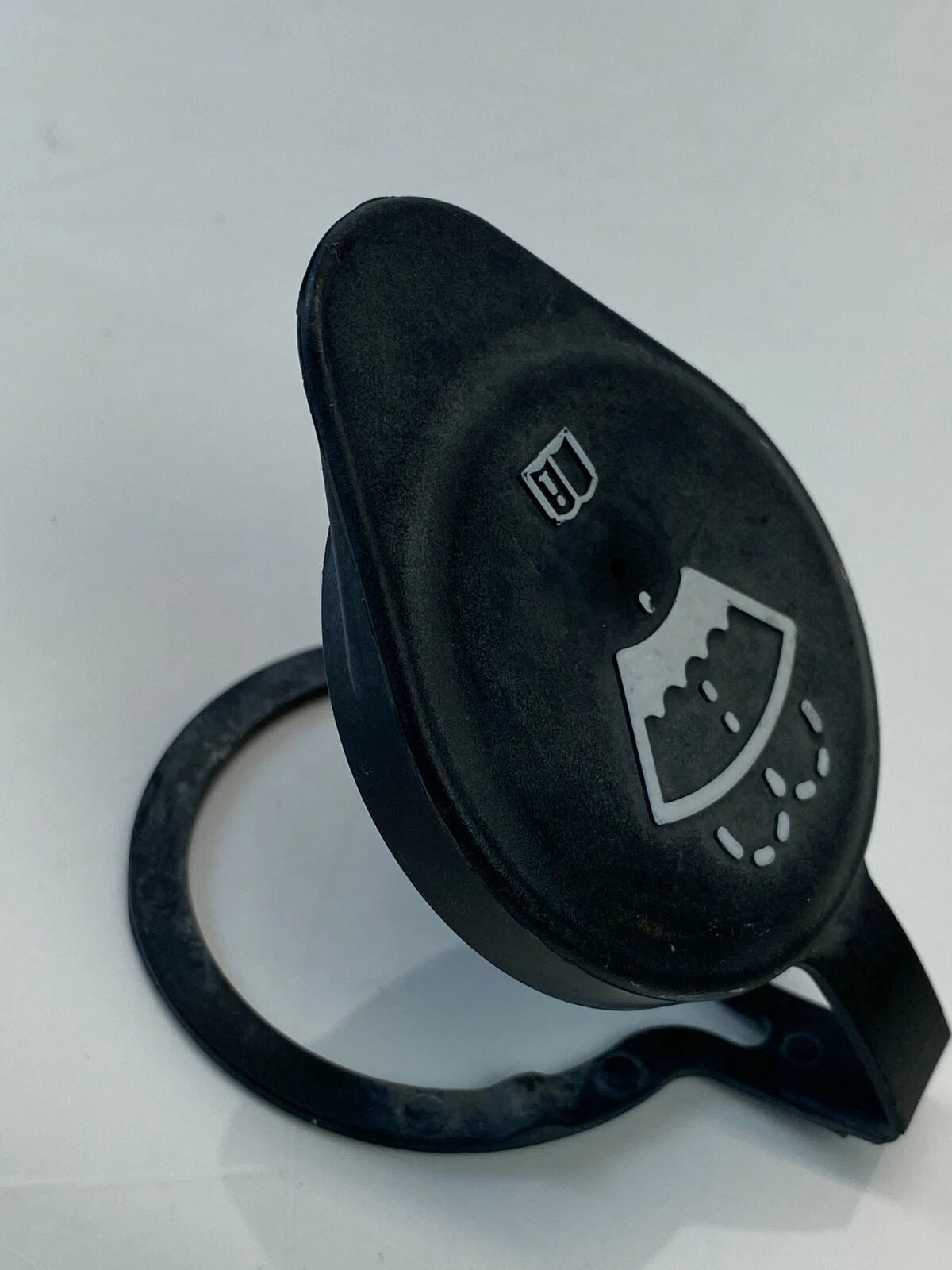 2005-2009 CHEVROLET EQUINOX WINDSHIELD WIPER WASHER FLUID RESERVOIR TANK CAP OEM