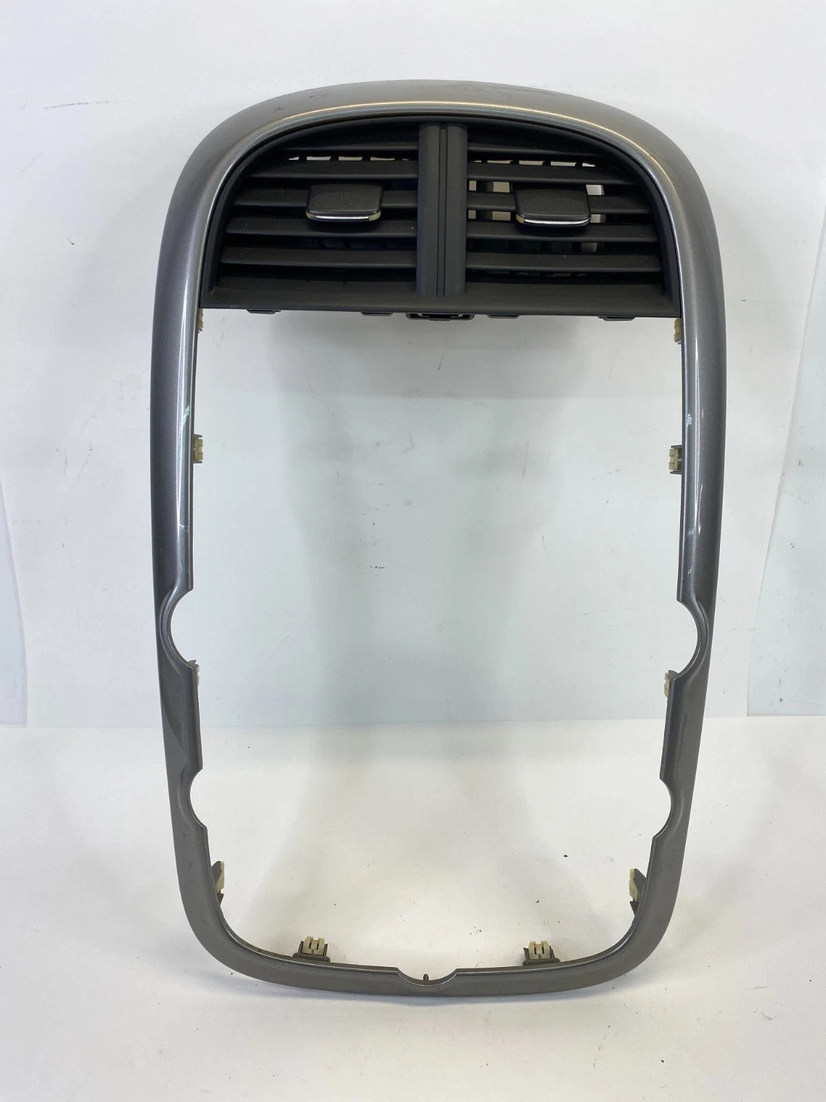 2013-2015 CHEVROLET MALIBU CENTER DASH RADIO BEZEL TRIM PANEL VENTS 23317458 OEM