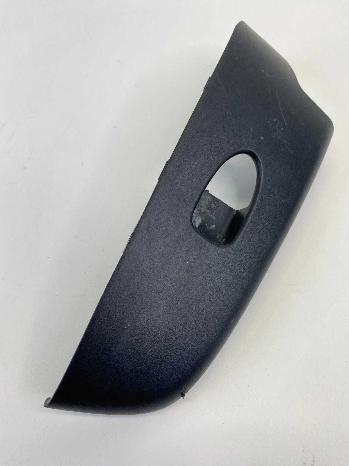 06-11 HONDA CIVIC SEDAN REAR RIGHT SIDE WINDOW SWITCH BEZEL 83741-SNA-A010M1