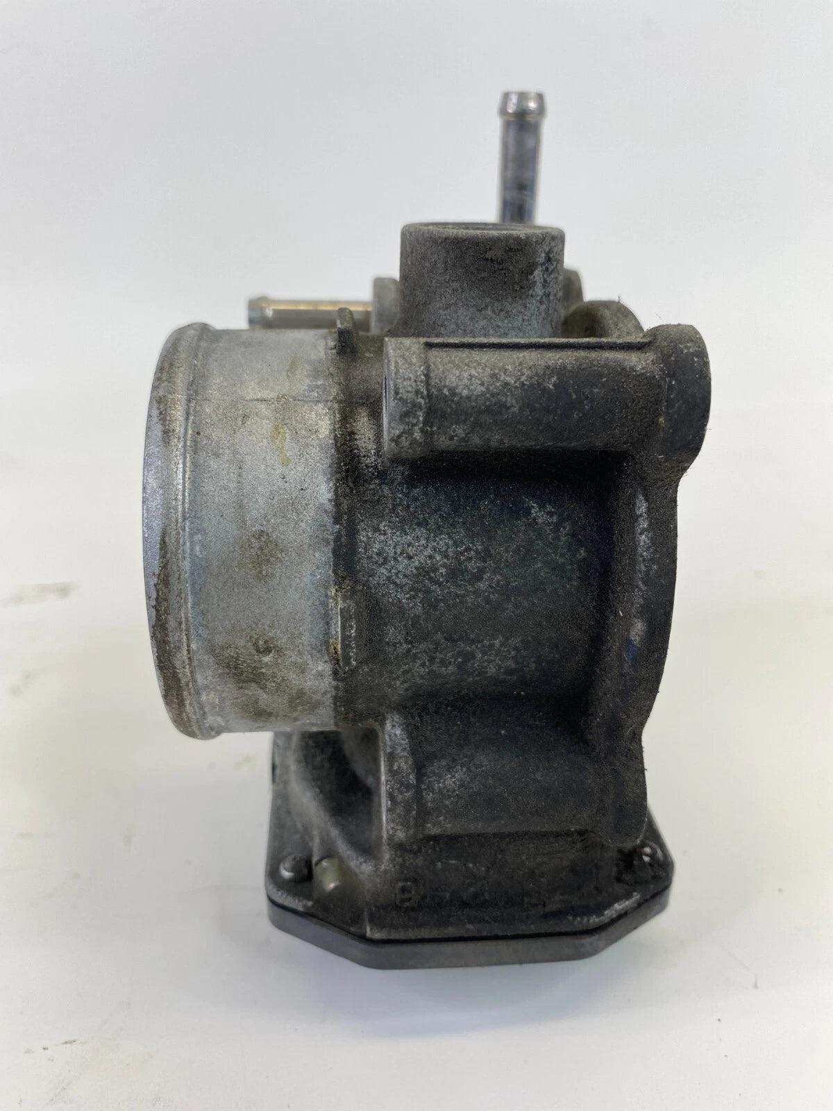 2010-2022 Toyota Prius 11-17 Lexus CT200h 1.8L L4 AT Throttle Body 22030-37060