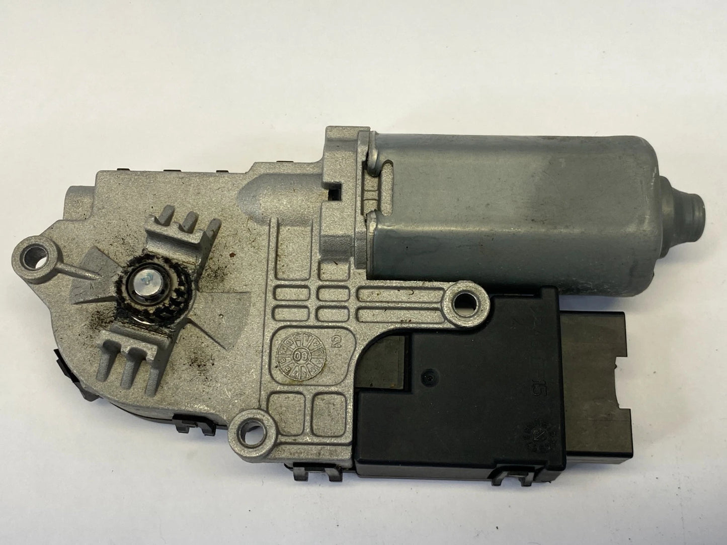 2009-2012 FORD ESCAPE MARINER ROOF SUNROOF POWER MOTOR ASSY 9L84-15B686-AA