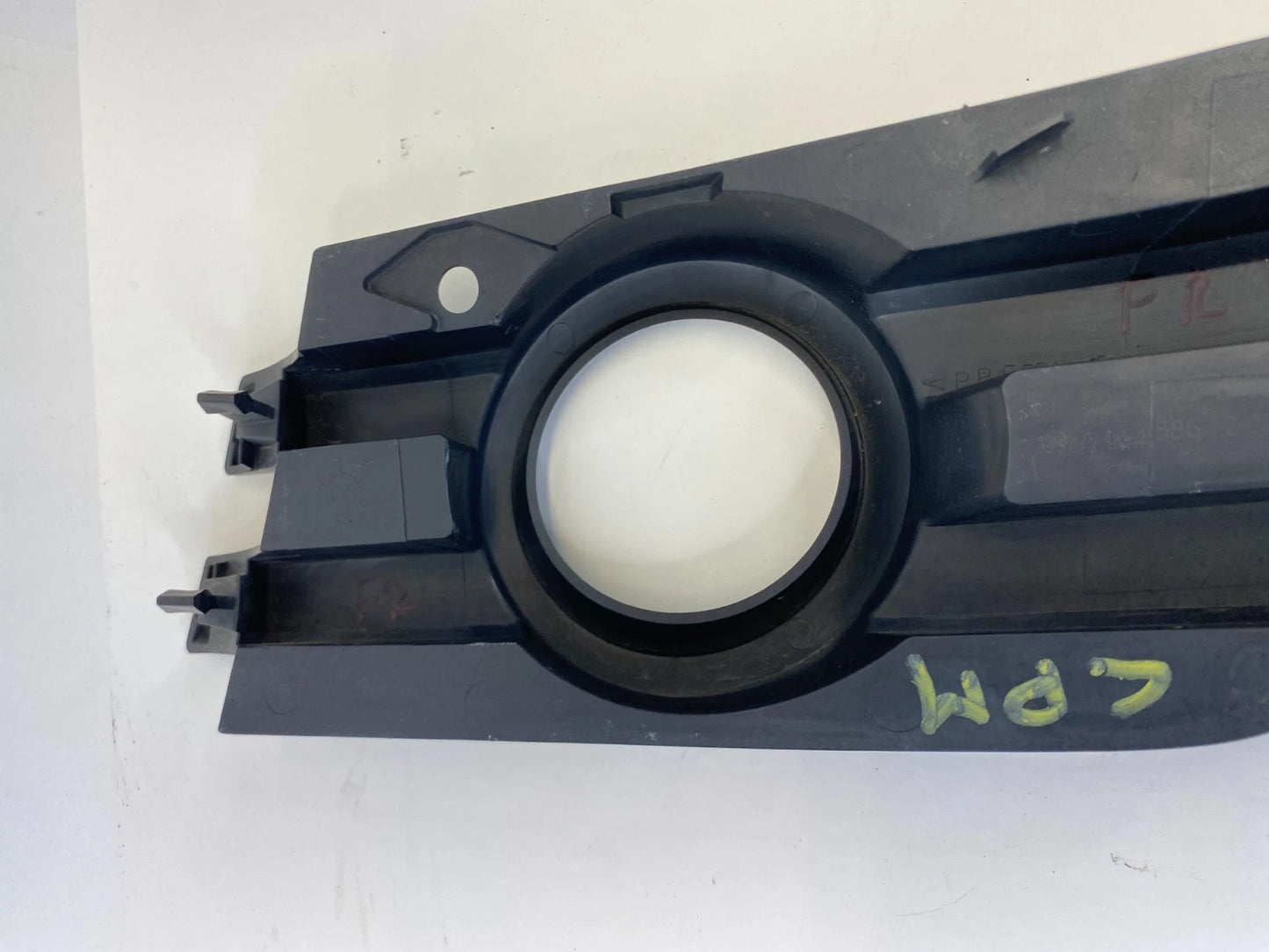 2007-2009 MERCEDES GL450 FRONT BUMPER FOG LIGHT COVER RIGHT SIDE A1648851223