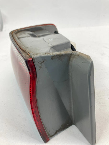 1997-1999 TOYOTA CAMRY LEFT DRIVER SIDE TAIL LIGHT OUTER TAILLIGHT ASSEMBLY OEM