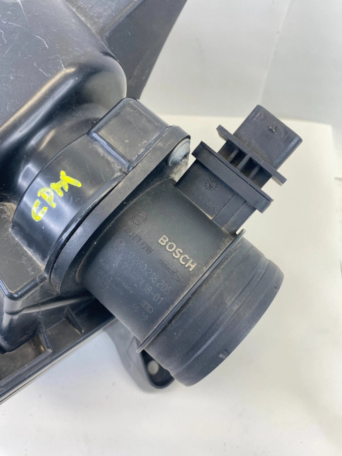 2007-2015 MINI COOPER 1.6L L4 M/T AIR INTAKE FILTER CLEANER BOX W / MAF SENSOR