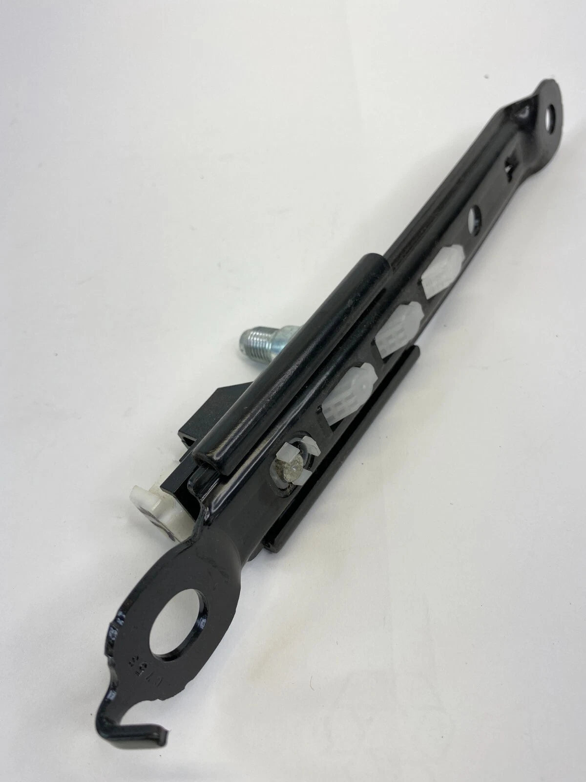 2007-2013 TOYOTA TUNDRA FRONT RIGHT PASSENGER SEAT BELT HEIGHT ADJUSTER OEM
