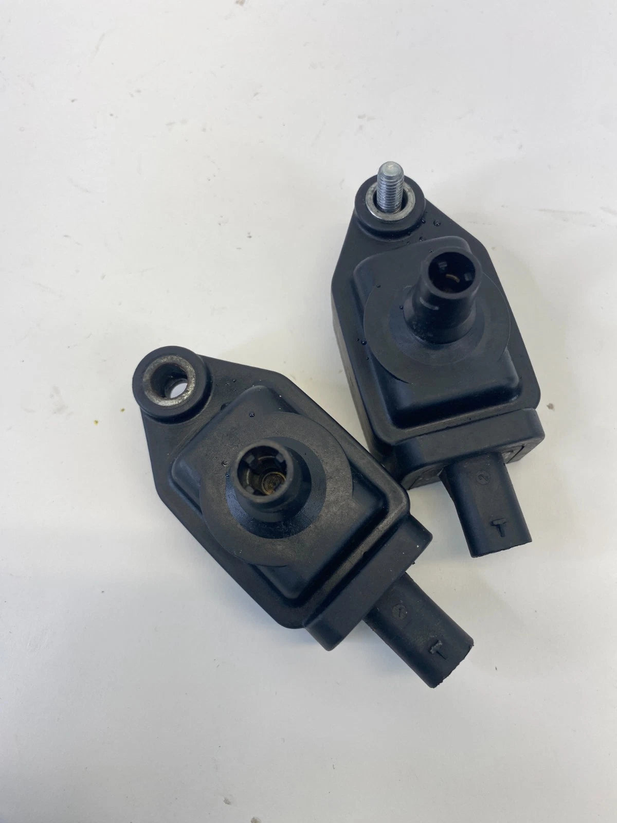 13-16 DODGE DART 15-21 RENEGADE 2.4L L4 A/T IGNITION COIL ASSEMBLY SET OF 4 OEM