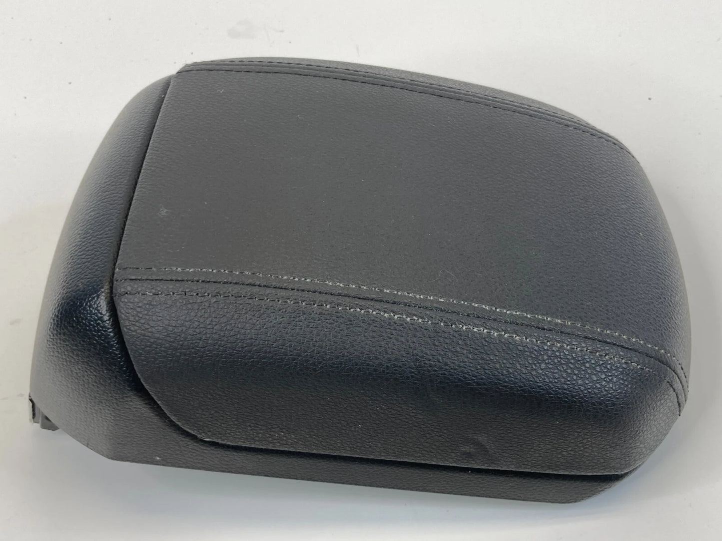 2011-2016 CHEVROLET CRUZE 16 CRUZE LIMITED CENTER CONSOLE ARMREST TOP LID COVER