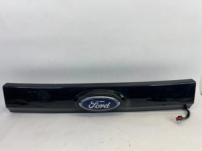 2008 09 10 11 2012 FORD ESCAPE TRUNK TAILGATE FINISH PANEL BEZEL TRIM MOLDING