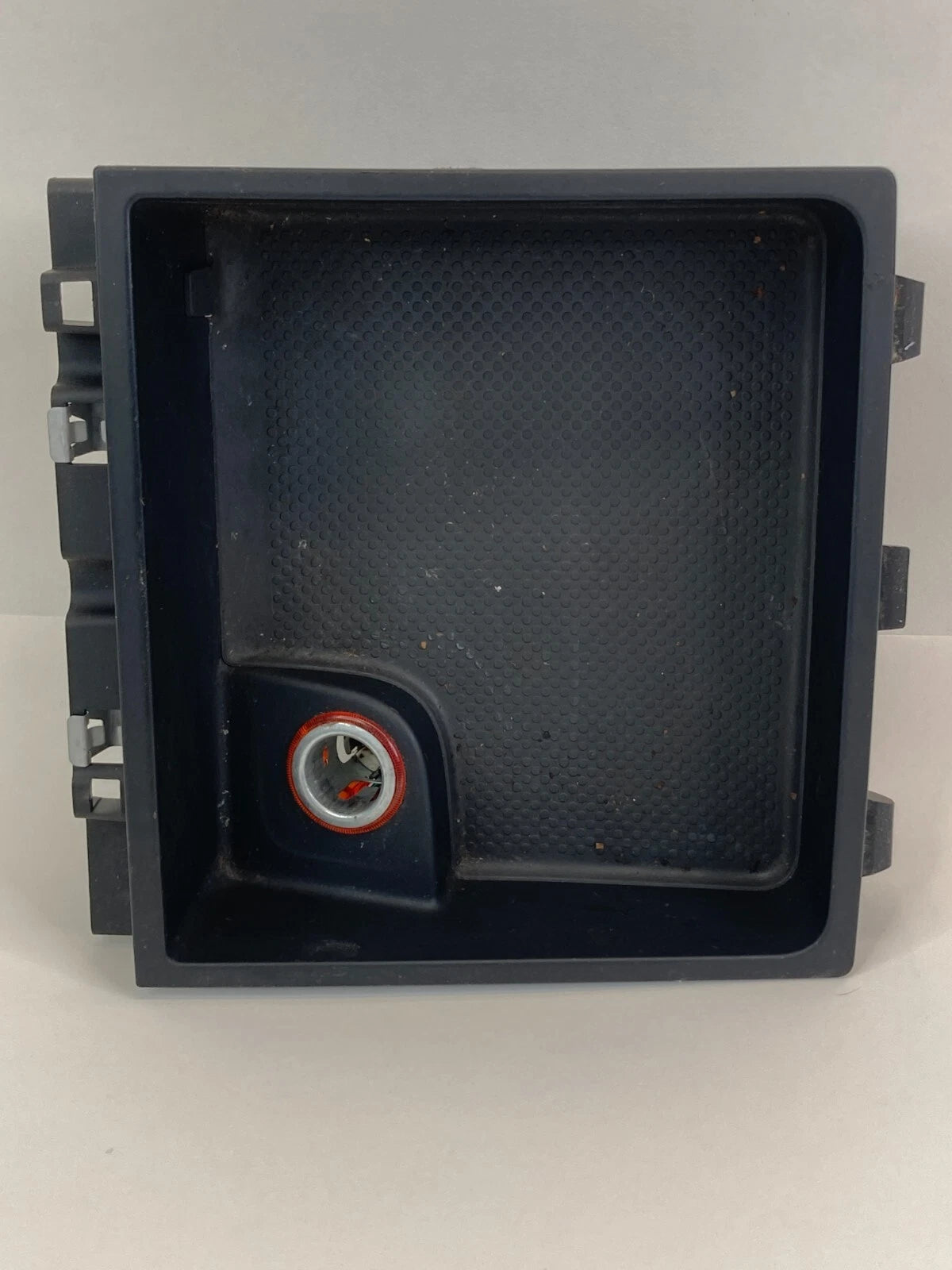 2012-2015 VW VOLKSWAGEN PASSAT CENTER CONSOLE STORAGE COMPARTMENT TRAY 561863284