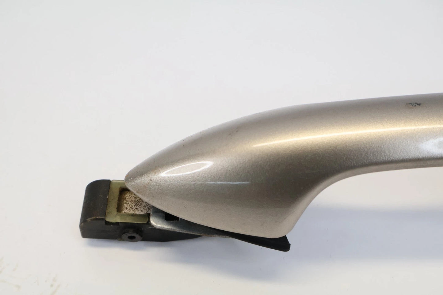 05-10 HONDA ODYSSEY FRONT RIGHT PASSENGER SIDE OUTSIDE EXTERIOR DOOR HANDLE OEM