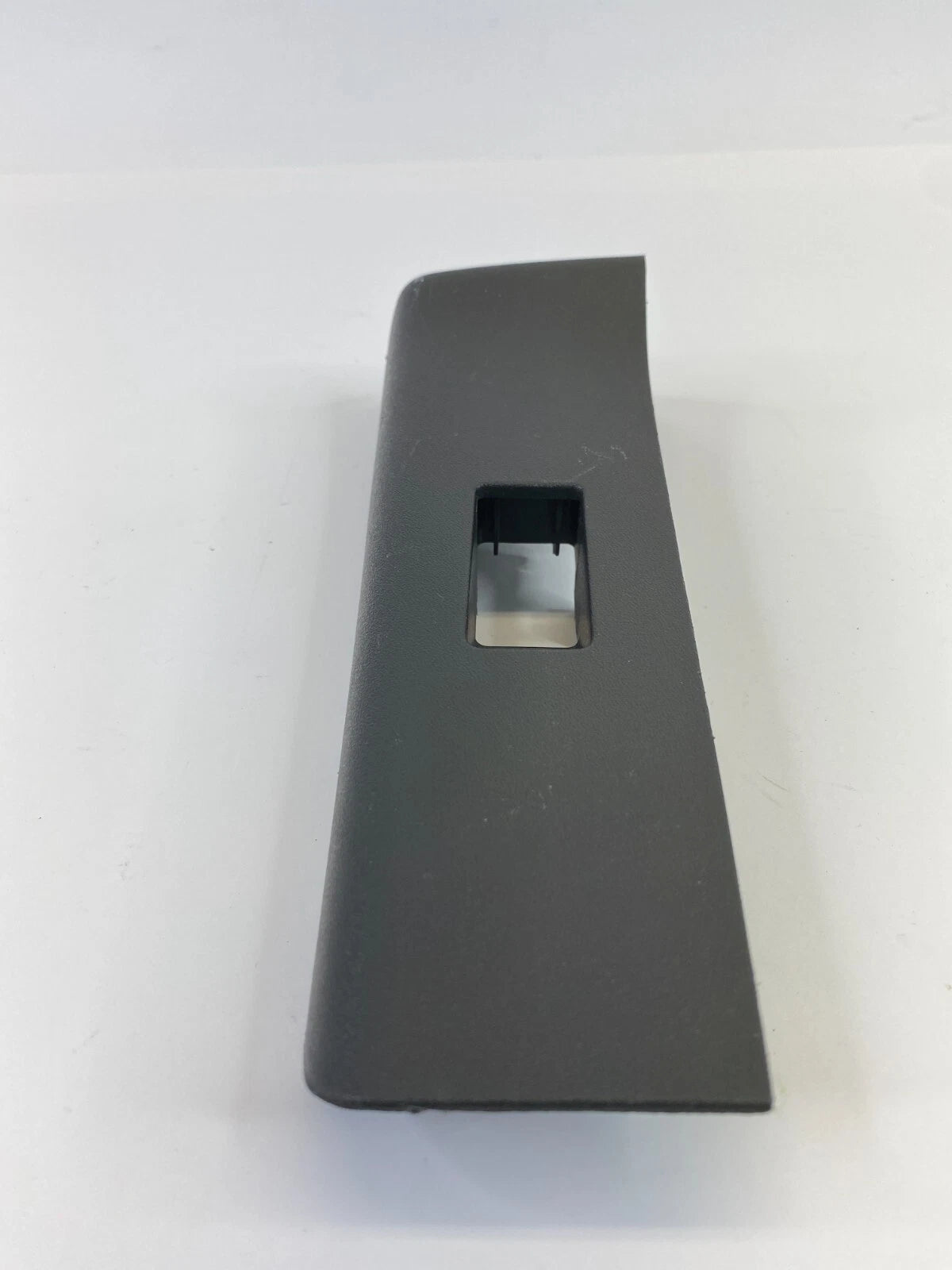 2005-2015 NISSAN XTERRA REAR LEFT SIDE DOOR POWER WINDOW SWITCH BEZEL 82961EA264