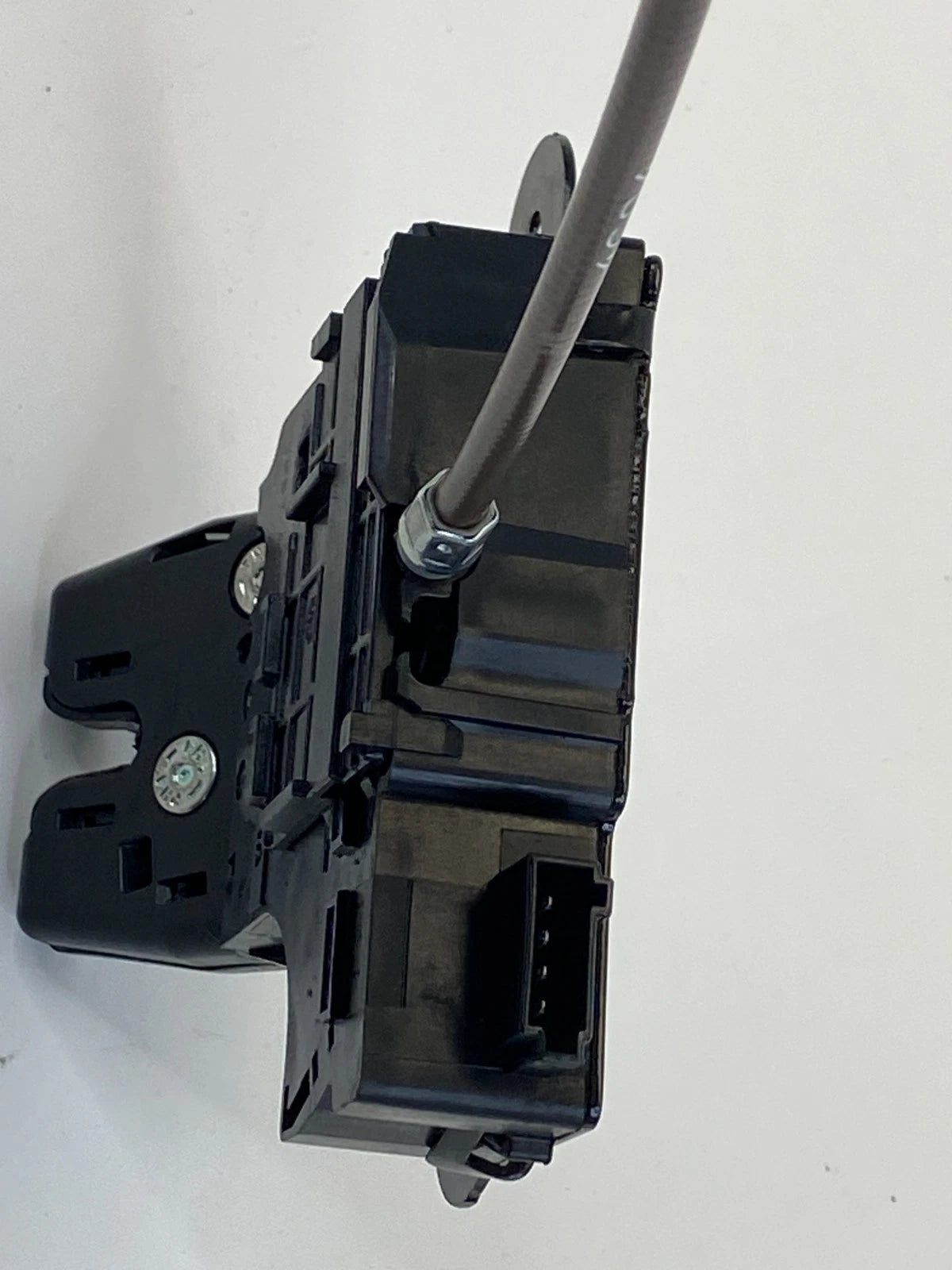 2011-2019 CHEVROLET CRUZE REAR TRUNK LID LOCK LATCH ACTUATOR 13501988 OEM