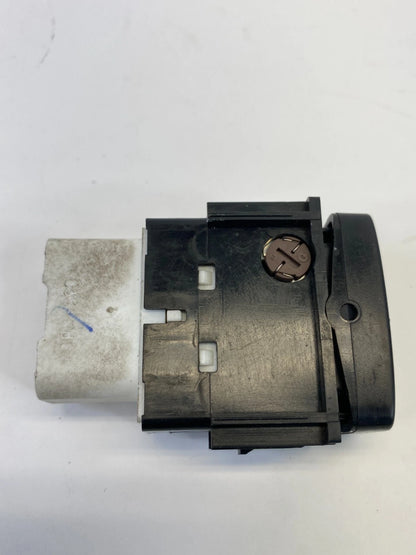 2004-2010 TOYOTA SIENNA FRONT DASH REAR VENT WINDOW SWITCH BUTTON 182835 OEM