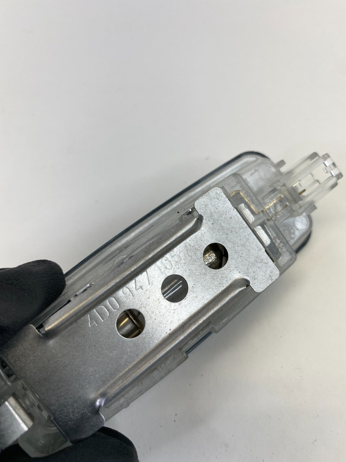 05-16 Audi A4 Quattro Front Left Side Roof Visor Vanity Light Lamp 4D0947105A