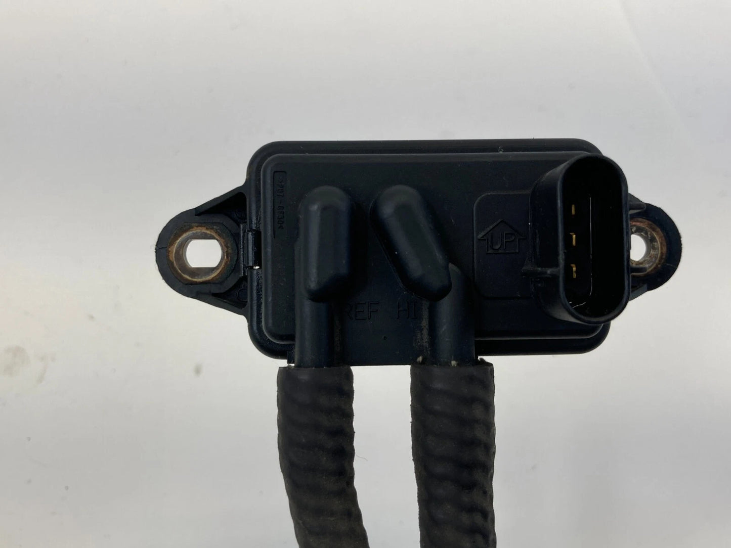 97-06 FORD EXPEDITION EXHAUST GAS RECIRCULATION EGR PRESSURE SENSOR W/ CONNECTOR