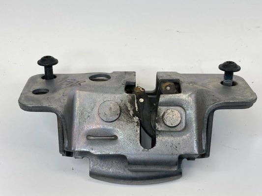 2009-2014 VOLKSWAGEN ROUTAN REAR RIGHT SLIDING DOOR LATCH LOCK CATCH OEM