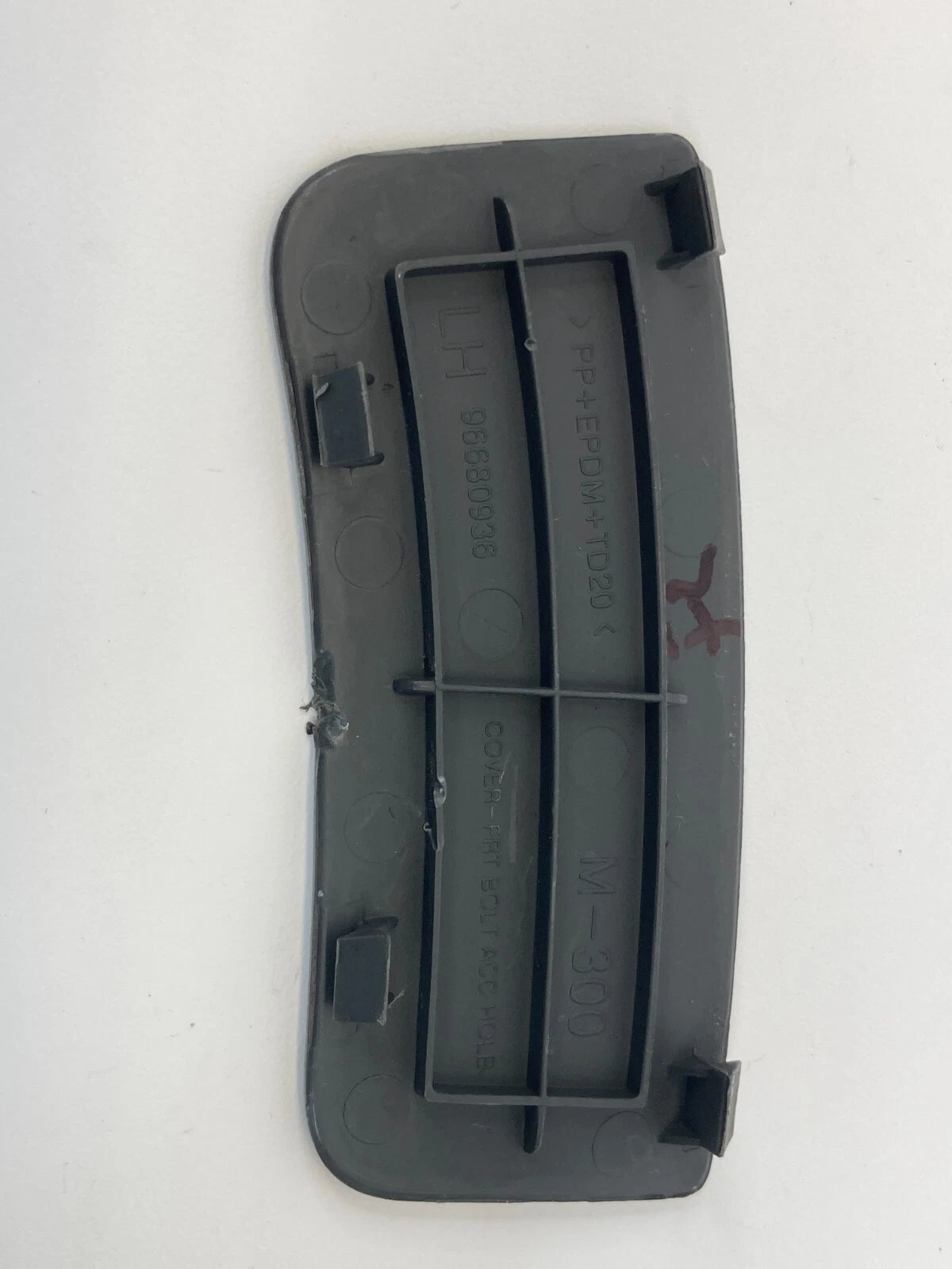 13 14 15 CHEVY SPARK FRONT LEFT DRIVER DOOR ACCESS TRIM BOLT HOLE COVER 96680936